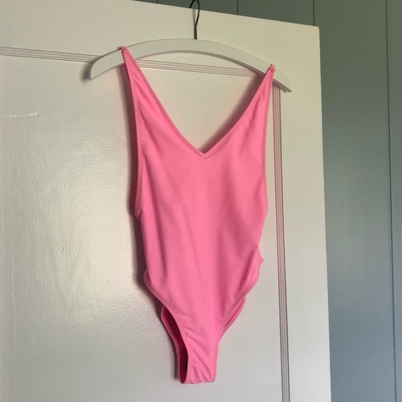 Topshop Pamela one piece - Picture 2 of 4